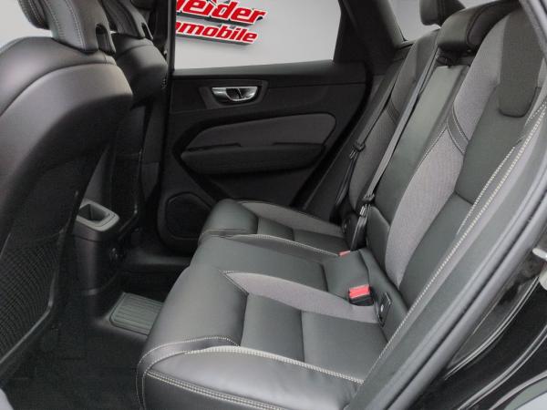 Volvo XC60 T6 AWD Plus Black Edition+Standh+Licht-Pak