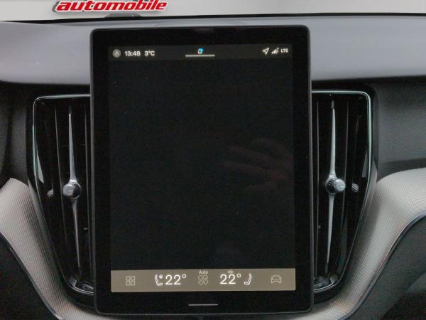 Volvo XC60 T6 AWD Plus Black Edition+Standh+Licht-Pak