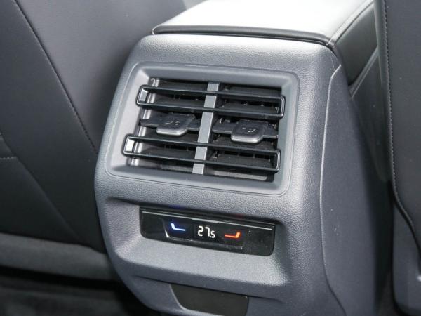 Volkswagen Tayron Life 4Motion 2.0 TDI DSG Kamera AHK DCC