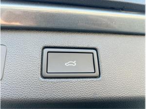 Volkswagen T-Roc R-Line 1.5 l eTSI OPF DSG