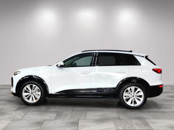 Audi Q6 e-tron AHK/LED+/360°/Tech/Wärmepumpe/04.30Garantie