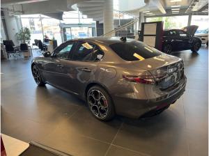 Alfa Romeo Giulia Veloce 2.0 Turbo Q4 AT Verfügbar Abholung Mannheim