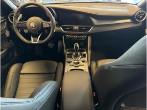 Alfa Romeo Giulia Veloce 2.0 Turbo Q4 AT Verfügbar Abholung Mannheim