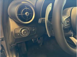 Alfa Romeo Giulia Veloce 2.0 Turbo Q4 AT Verfügbar Abholung Mannheim