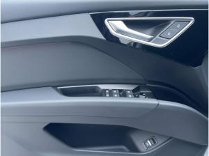 Audi Q4 e-tron Q4 Sportback e-tron 45 S line Matrix Navi