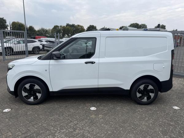 Ford Transit Courier Elektro✔️Wartung & Verschleiss✔️Navi✔️ACC✔️AHK✔️