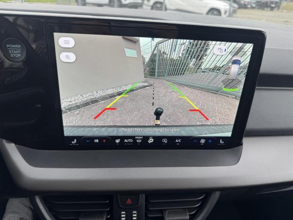 Ford Transit Courier Elektro✔️Wartung & Verschleiss✔️Navi✔️ACC✔️AHK✔️