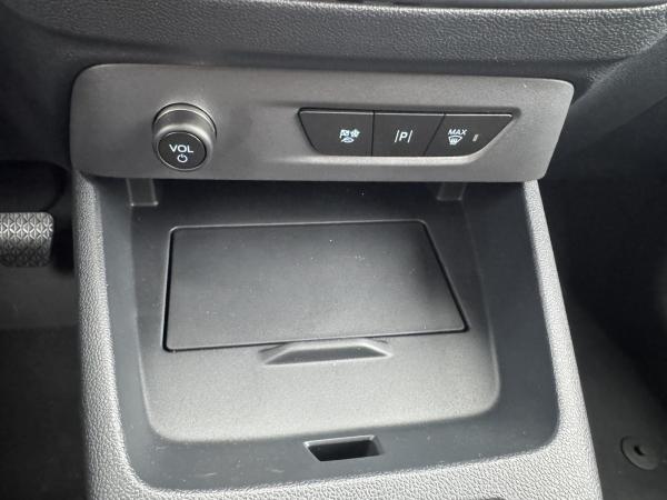 Ford Transit Courier Elektro✔️Wartung & Verschleiss✔️Navi✔️ACC✔️AHK✔️