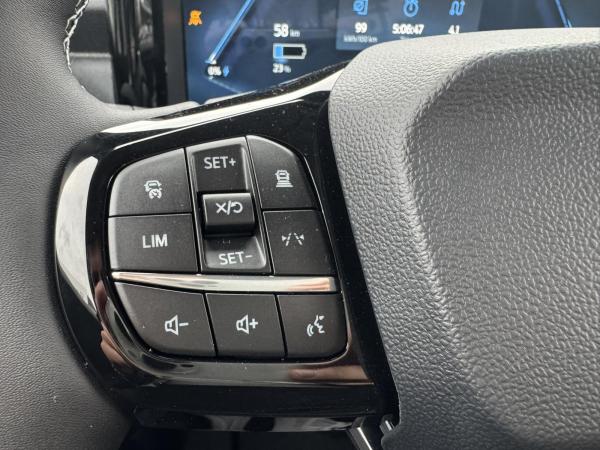 Ford Transit Courier Elektro✔️Wartung & Verschleiss✔️Navi✔️ACC✔️AHK✔️