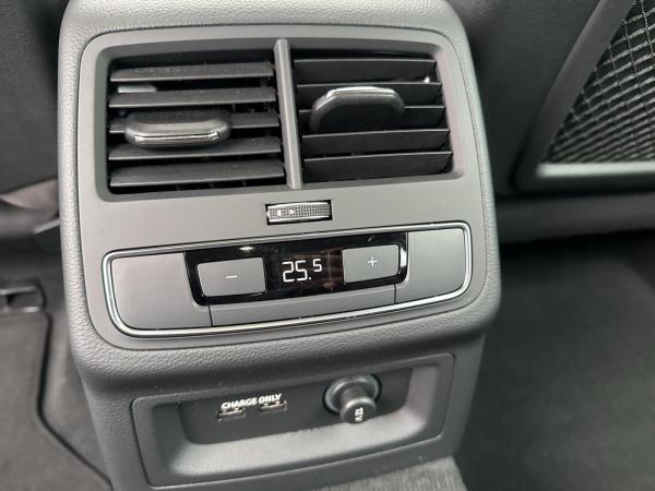 Audi A4 Avant 35 TDI S tr. LED Virtual Stdhzg FLA Nav