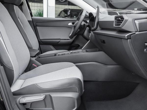 Seat Leon Sportstourer Road Edition 1.5 e-HYBRID DSG SITZHEIZUNG