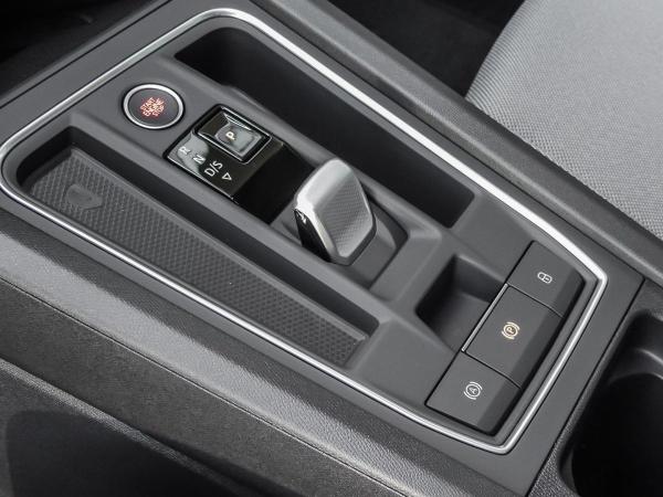 Seat Leon Sportstourer Road Edition 1.5 e-HYBRID DSG SITZHEIZUNG