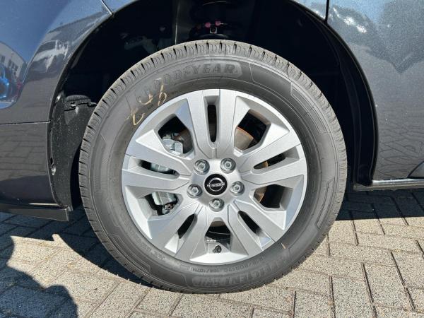 Nissan Primastar Kombi L1H1 TEKNA 8-SITZER - 170PS 9AT- SCHNELL VERFÜGBAR