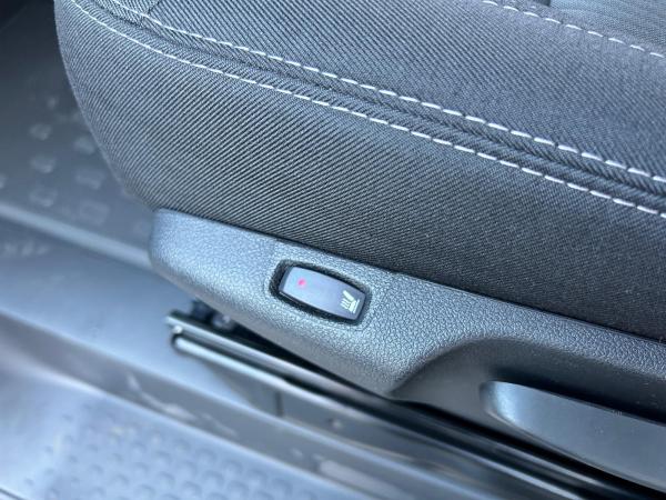 Nissan Primastar Kombi L1H1 TEKNA 8-SITZER - 170PS 9AT- SCHNELL VERFÜGBAR