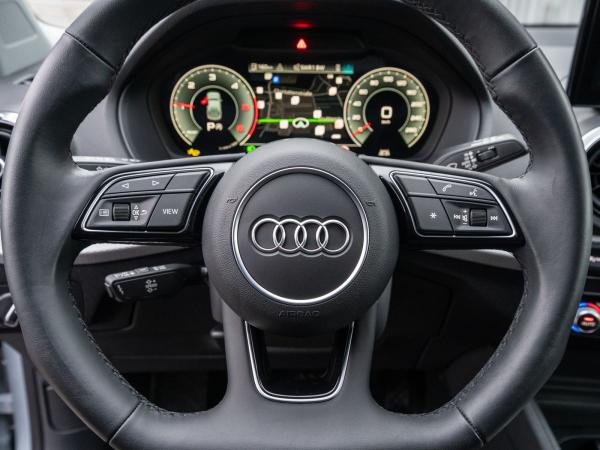 Audi Q2 advanced 35TDI Stronic NAVI LED AHK RFK SHZ// sofort verfügbar!!
