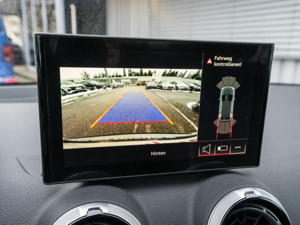 Audi Q2 advanced 35TDI Stronic NAVI LED AHK RFK SHZ// sofort verfügbar!!