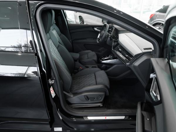 Audi Q4 e-tron 45 quattro