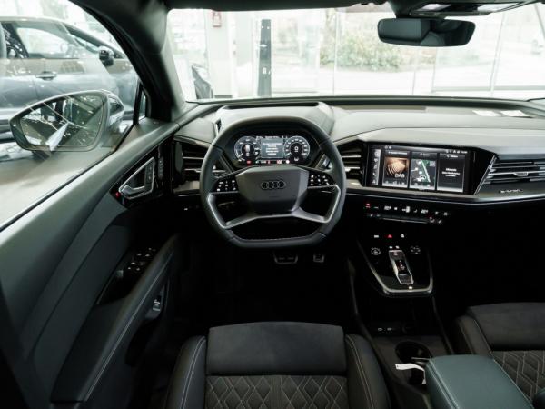Audi Q4 e-tron 45 quattro