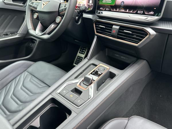 Cupra Leon Sportstourer VZ 1.5 e-HYBRID 200 kW (272 PS) 6-Gang-DSG Leder/AHK/Matrix