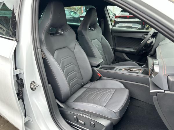 Cupra Leon Sportstourer VZ 1.5 e-HYBRID 200 kW (272 PS) 6-Gang-DSG Leder/AHK/Matrix