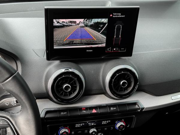 Audi Q2 35 TFSI S-Line Black/Keyless/MMI+/GRA/Kamera/Sitzheizung