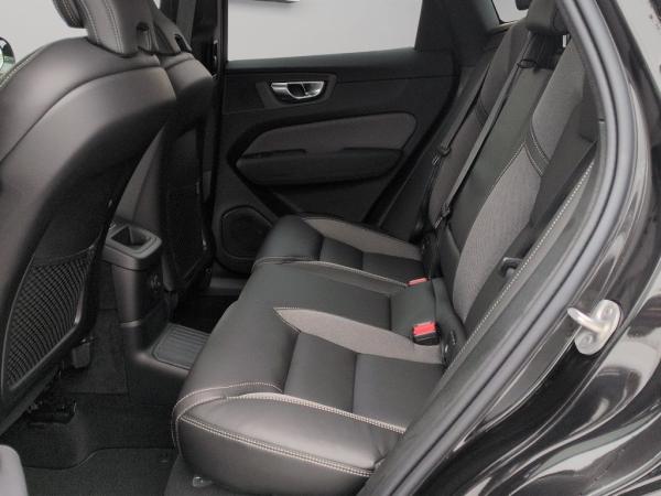 Volvo XC60 T6 AWD Ultra Black Edition+Luft+AHZV+SOFORT