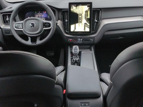 Volvo XC60 T6 AWD Ultra Black Edition+Luft+AHZV+SOFORT