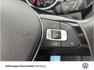 Volkswagen Touran 1.5 TSI DSG Panoramadach Sitzheizung PDC