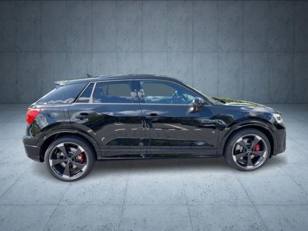 Audi SQ2 TFSI quattro   » 300PS   ⇒ AHK   ⇒ Navi   ⇒ S line Interieurpaket