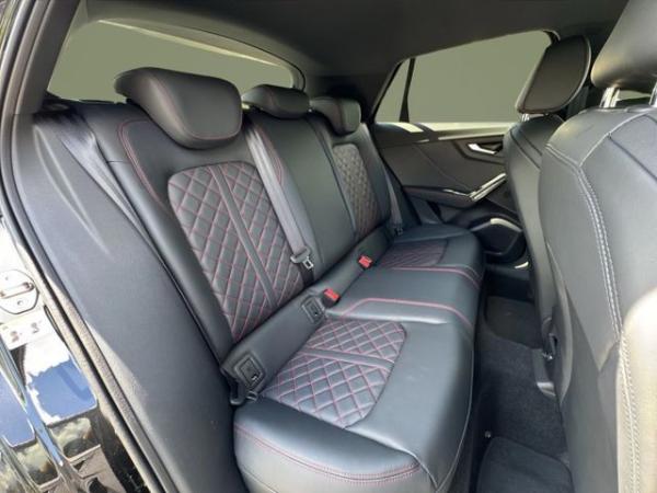 Audi SQ2 TFSI quattro   » 300PS   ⇒ AHK   ⇒ Navi   ⇒ S line Interieurpaket