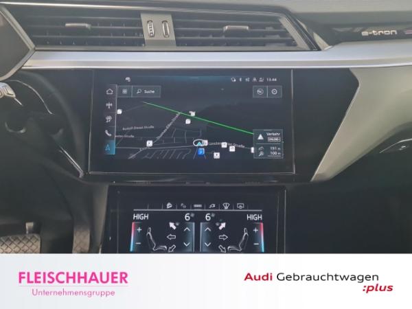 Audi Q8 55 quattro advanced AHK+HeadUp+LM20+Matrix+APS-Plus+