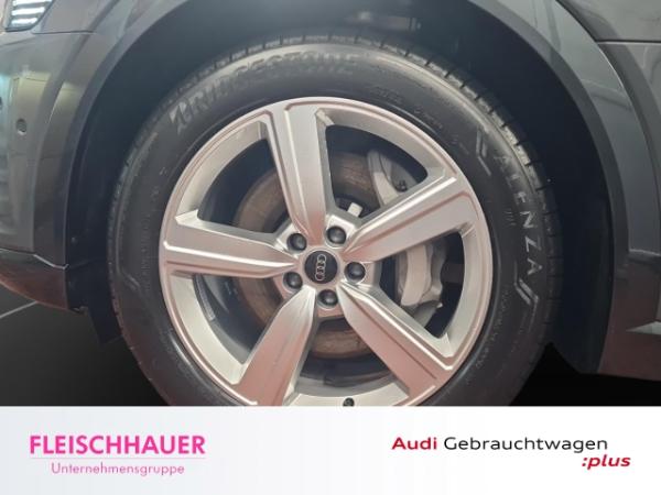 Audi Q8 55 quattro advanced AHK+HeadUp+LM20+Matrix+APS-Plus+