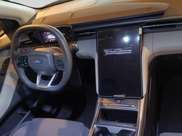 Ford Explorer BEV EXTENDED RANGE 77KW/H NAVI / LED / ACC / KAMERA