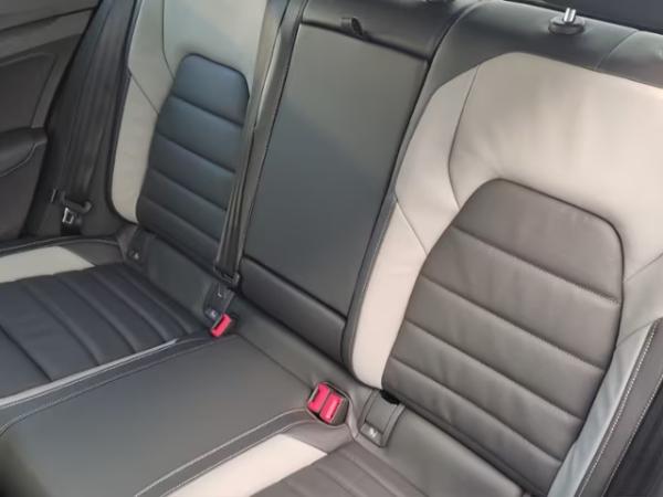 Volkswagen Golf VIII GTE