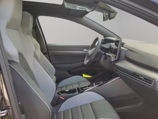 Volkswagen Golf VIII GTE