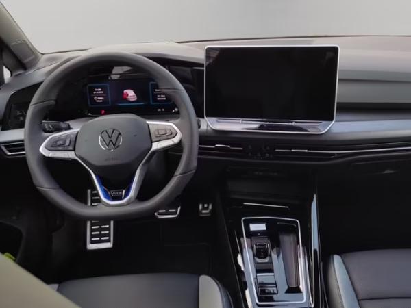 Volkswagen Golf VIII GTE