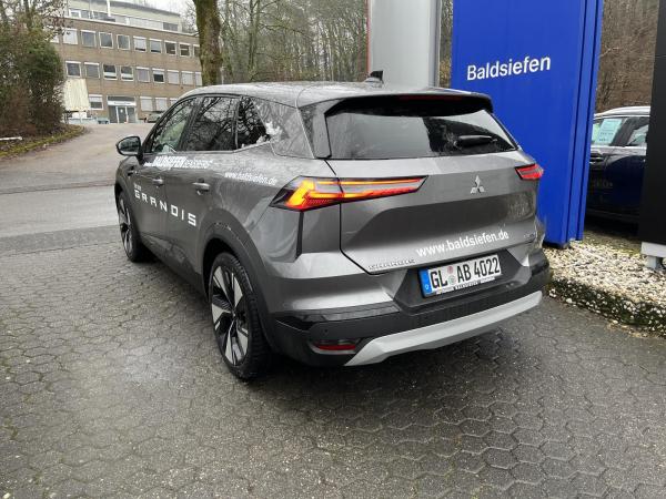 Mitsubishi Grandis 1.3 Turbo Hybrid Intro Edition DCT