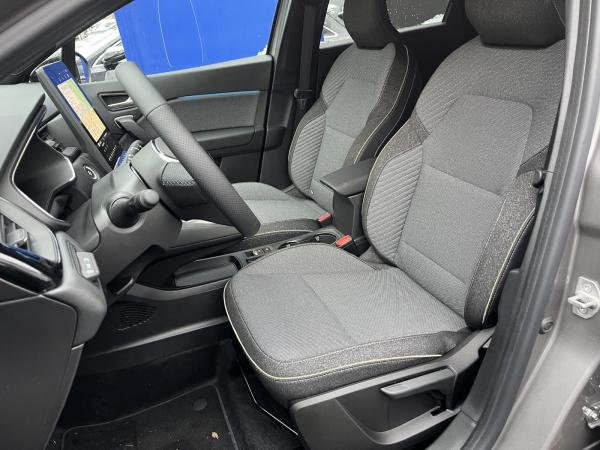 Mitsubishi Grandis 1.3 Turbo Hybrid Intro Edition DCT