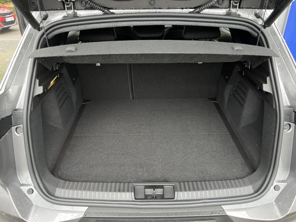 Mitsubishi Grandis 1.3 Turbo Hybrid Intro Edition DCT