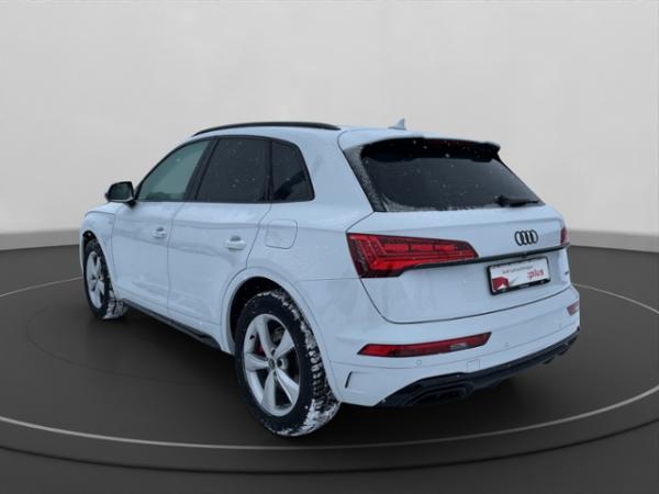 Audi Q5 55 TFSI e QUATTRO S_LINE+AHK+PANO+MATRIX