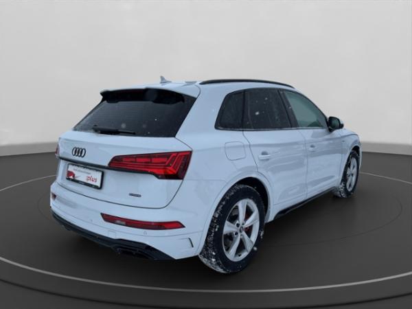 Audi Q5 55 TFSI e QUATTRO S_LINE+AHK+PANO+MATRIX