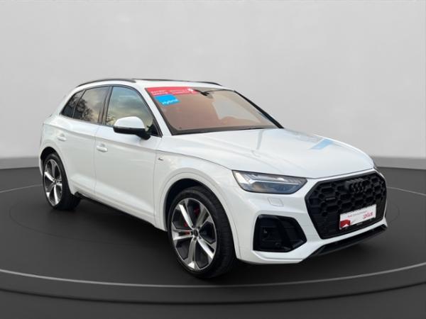 Audi Q5 55 TFSI e QUATTRO S_LINE+AHK+PANO+MATRIX