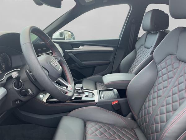 Audi Q5 55 TFSI e QUATTRO S_LINE+AHK+PANO+MATRIX
