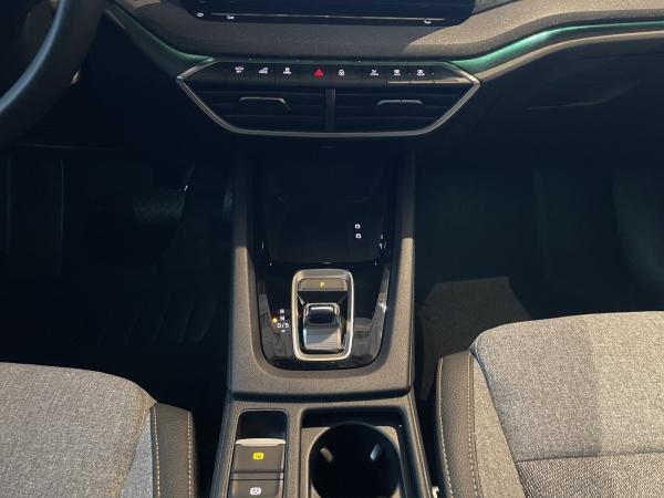 Skoda Octavia Combi 2.0 TDI SOFORT VERFÜGBAR! DSG Balanc ACC AHK AUT Navi Skoda Octavia Combi 2.0 TDI SOFORT VERFÜGBAR! DSG Balanc ACC AHK AUT Navi