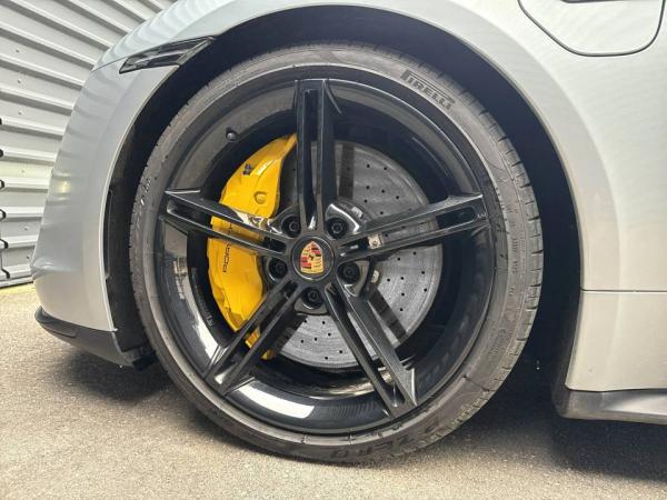 Porsche Taycan Turbo S | 761 PS 🚀 | 1 Vorbesitzer