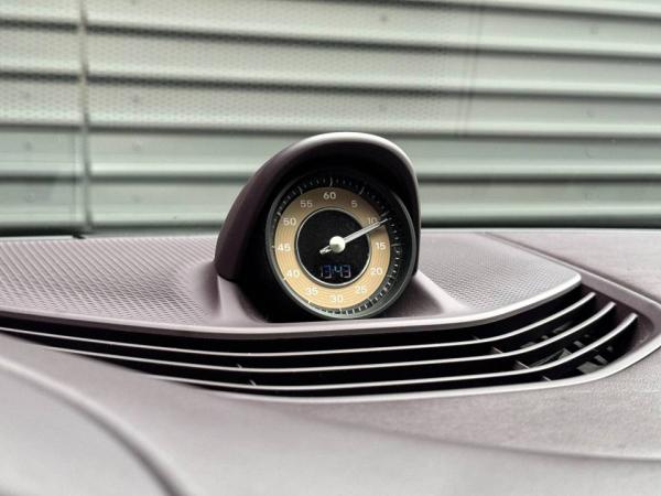 Porsche Taycan Turbo S | 761 PS 🚀 | 1 Vorbesitzer