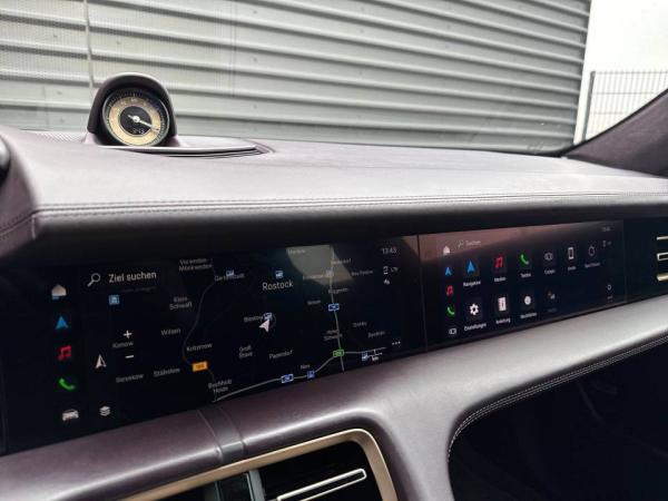 Porsche Taycan Turbo S | 761 PS 🚀 | 1 Vorbesitzer