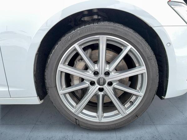Audi A6 Avant 50 TFSI e Sport qu S tr. Matrix 20 Tour