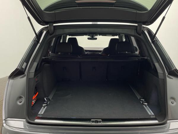 Audi Q7 TFSIe Hybrid 250 kW quattro tiptronic S line