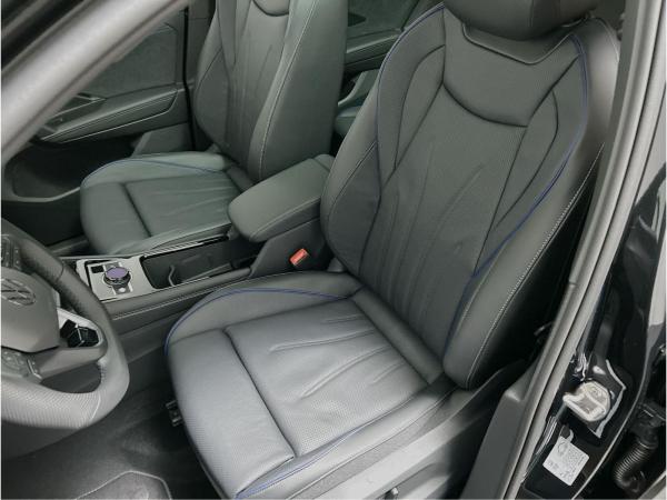 Volkswagen Tiguan R-Line 4MOTION Black Style Leder Pano